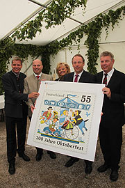 Präsentation der Briefmarke zum Thema "200 Jahre Oktoberfest" (©Foto: Martin Schmitz)